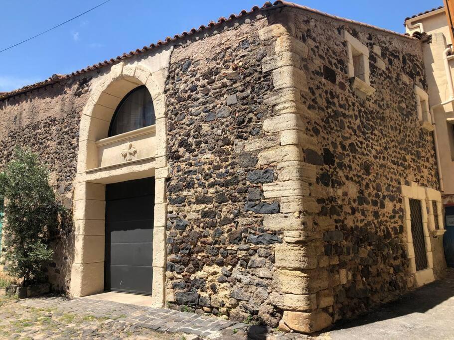 Maison De Village Avec Patio Bessan Bagian luar foto