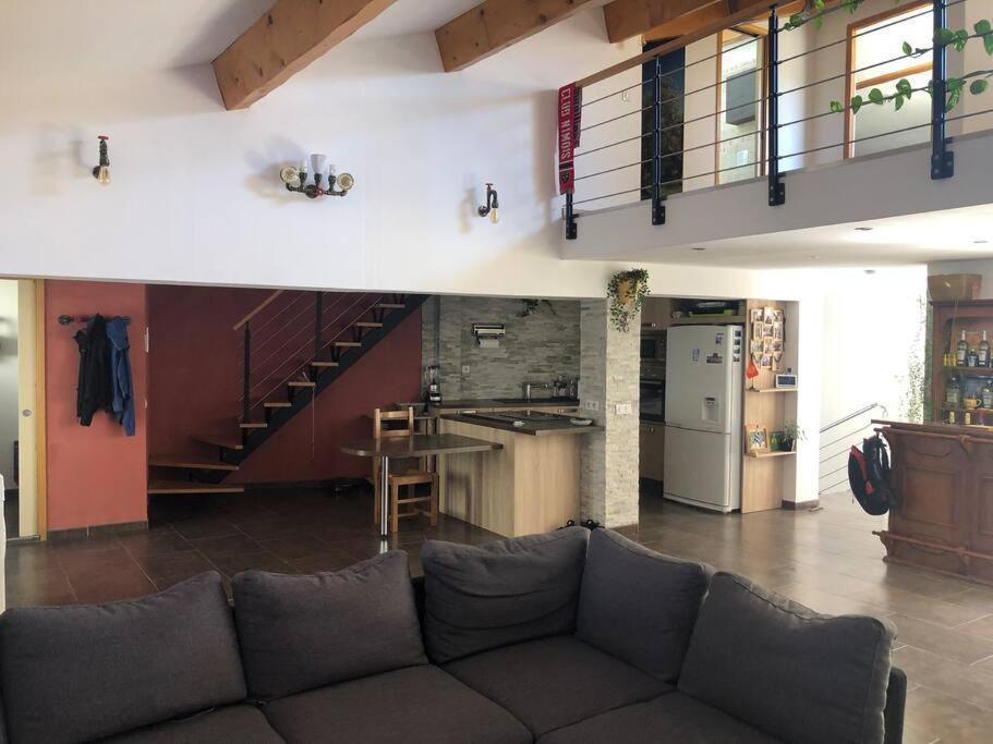 Maison De Village Avec Patio Bessan Bagian luar foto